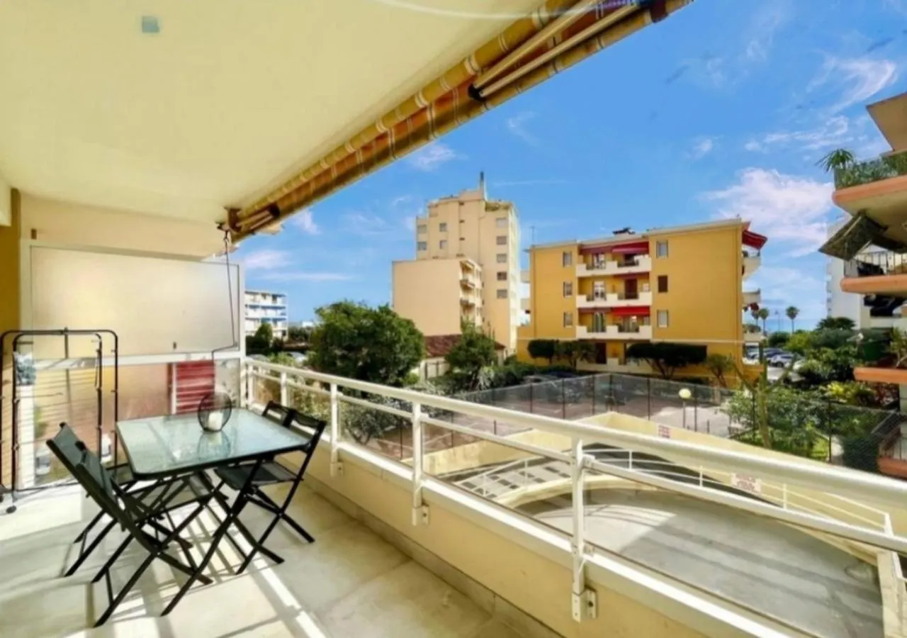 Appartement Avec Vue Mer Roquebrune-Cap-Martin 0*,  France